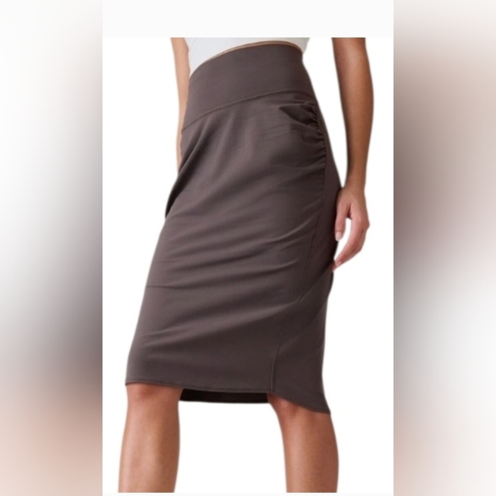 Athleta Transcend Skirt Size Medium In Black